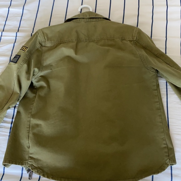 I don’t wear it anymore - Picture 2 of 4